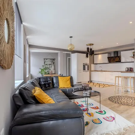 Travel Homes - Citystar - Espace Et Confort En Plein Centre, Sur-equipe *