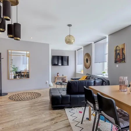 Travel Homes - Citystar - Espace Et Confort En Plein Centre, Sur-equipe *