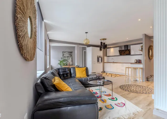 Travel Homes - Citystar - Espace Et Confort En Plein Centre, Sur-equipe *